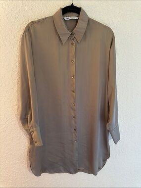 Zara  Button-Up Tunic Blouse in Taupe-Grey
